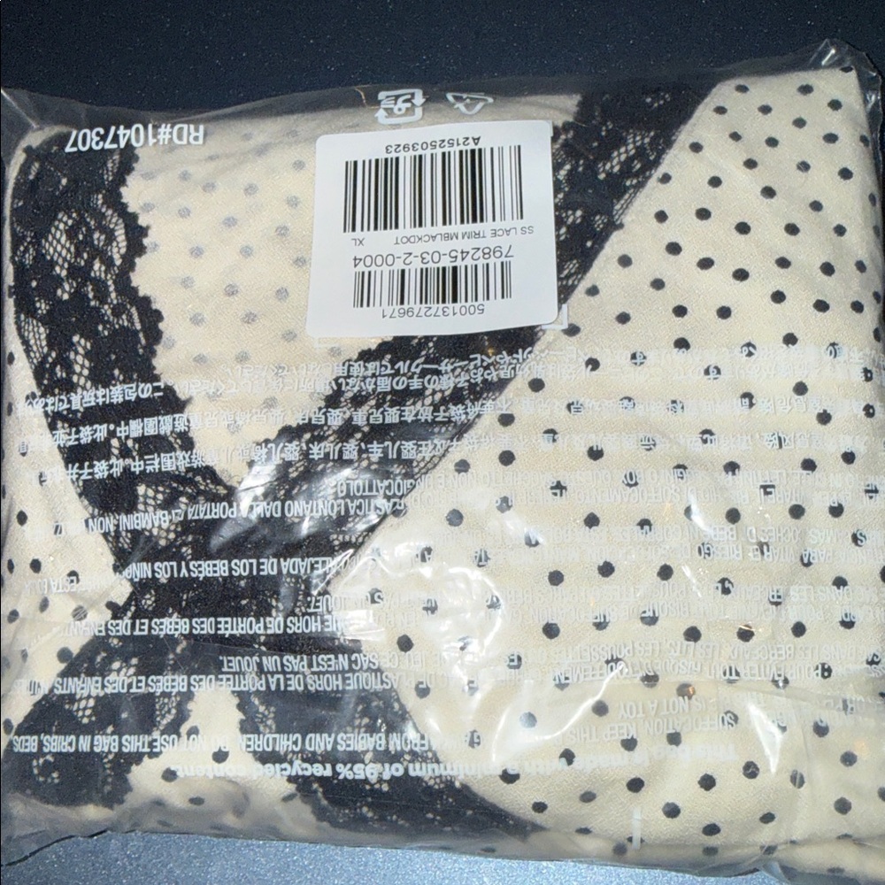 🏖️10 items for $20 ☀️ Old NavBlack and White Polka Dot Fit Flare crepe lace trim - Picture 5 of 6